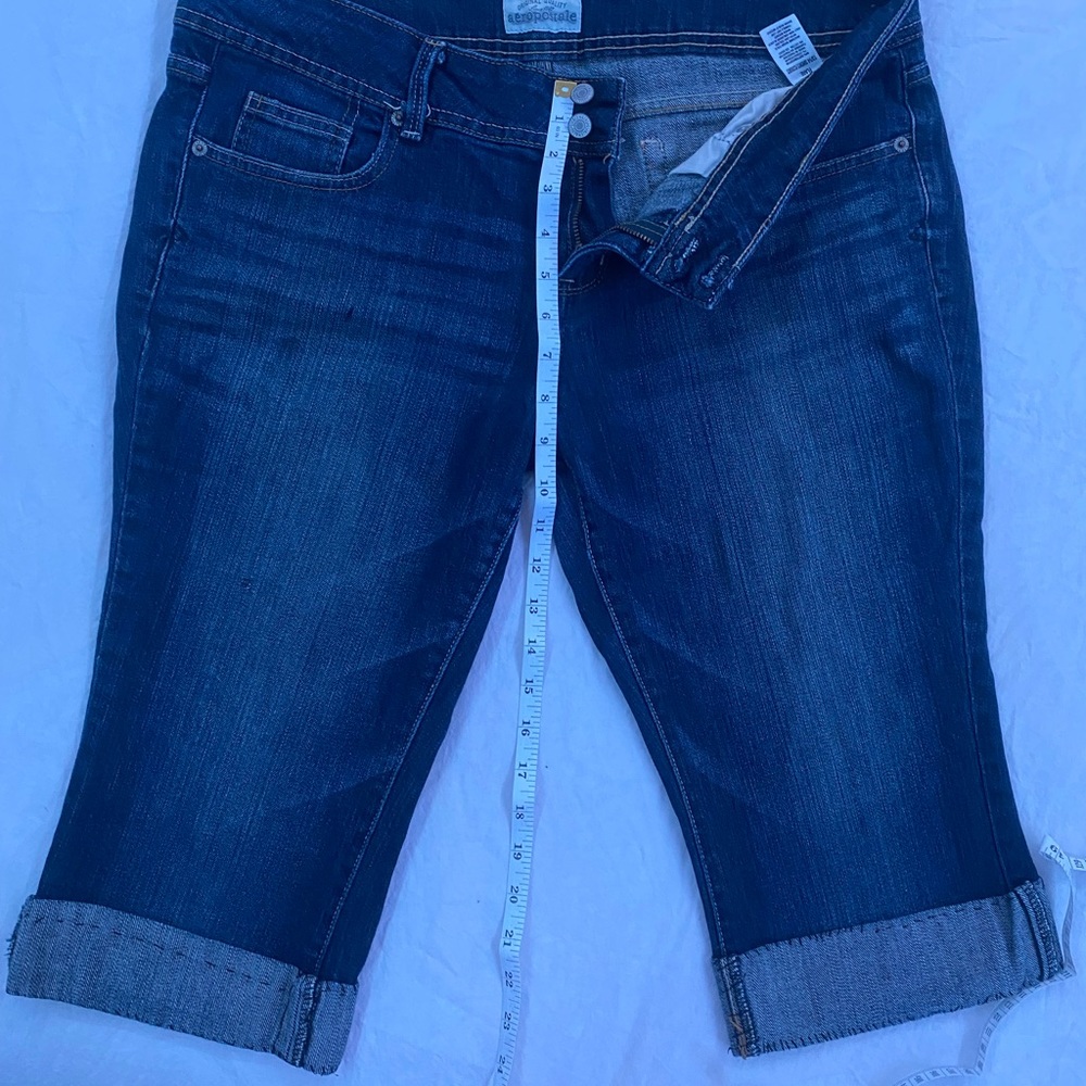 Aeropostale Capri/Cut offs